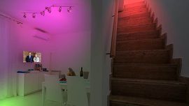 Buntes Licht mit Philips Hue in der Ferienwohnung Casa Chloé, Sizilien