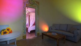 Buntes Licht mit Philips Hue in der Ferienwohnung Casa Enza, Sizilien